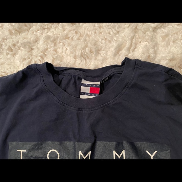 Tommy Hilfiger Muscle Shirt - Picture 2 of 2